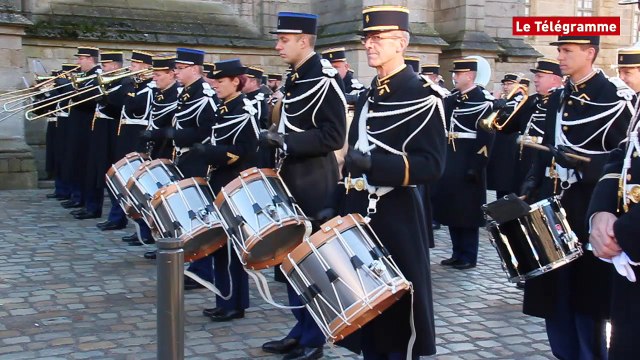 Quimper. L'aubade de la gendarmerie mobile dans le centre-ville