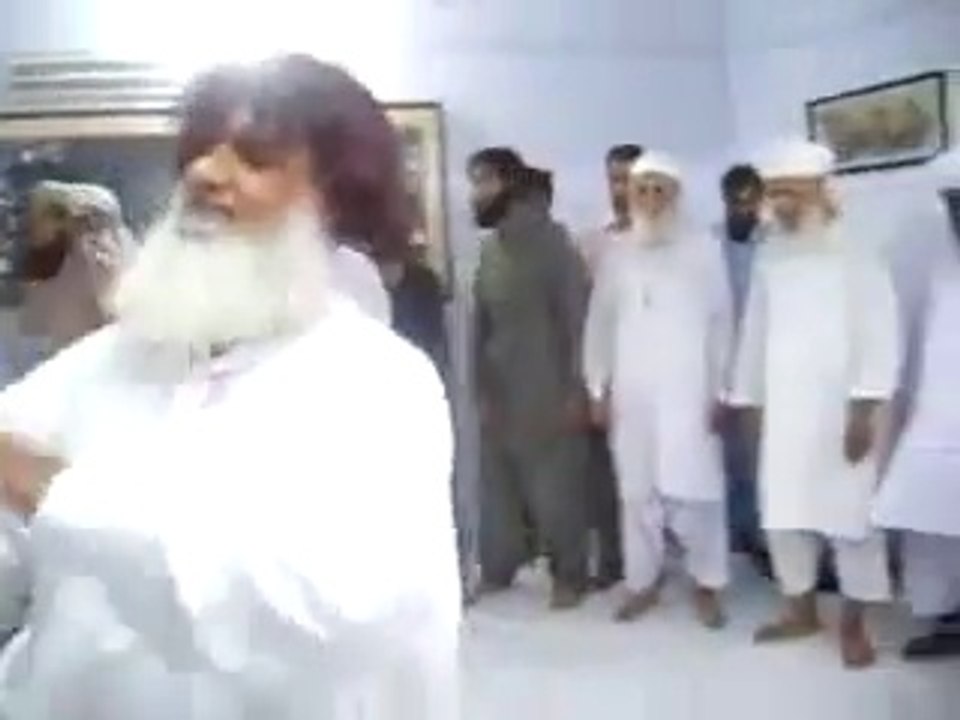 Aik or Current Wale Uncle......
