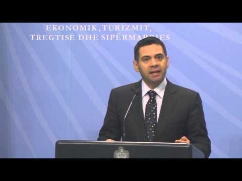 Report TV - Ahmetaj për Reuters: Të ulet norma e interesit, të rritet ekonomia mbi 4%