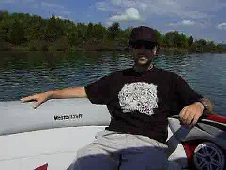 MasterCraft X2 Pickle Fork Bow video Dailymotion