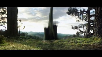 Pete&#39;s Dragon Official Teaser Trailer #1 (2016) - Bryce Dallas Howard Movie HD - YouTube (1)