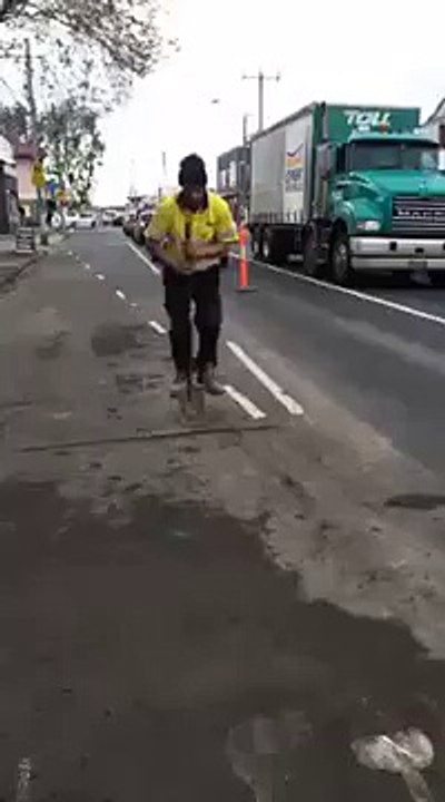Working hard as always  Spade Pogo  Funny Videos 2015