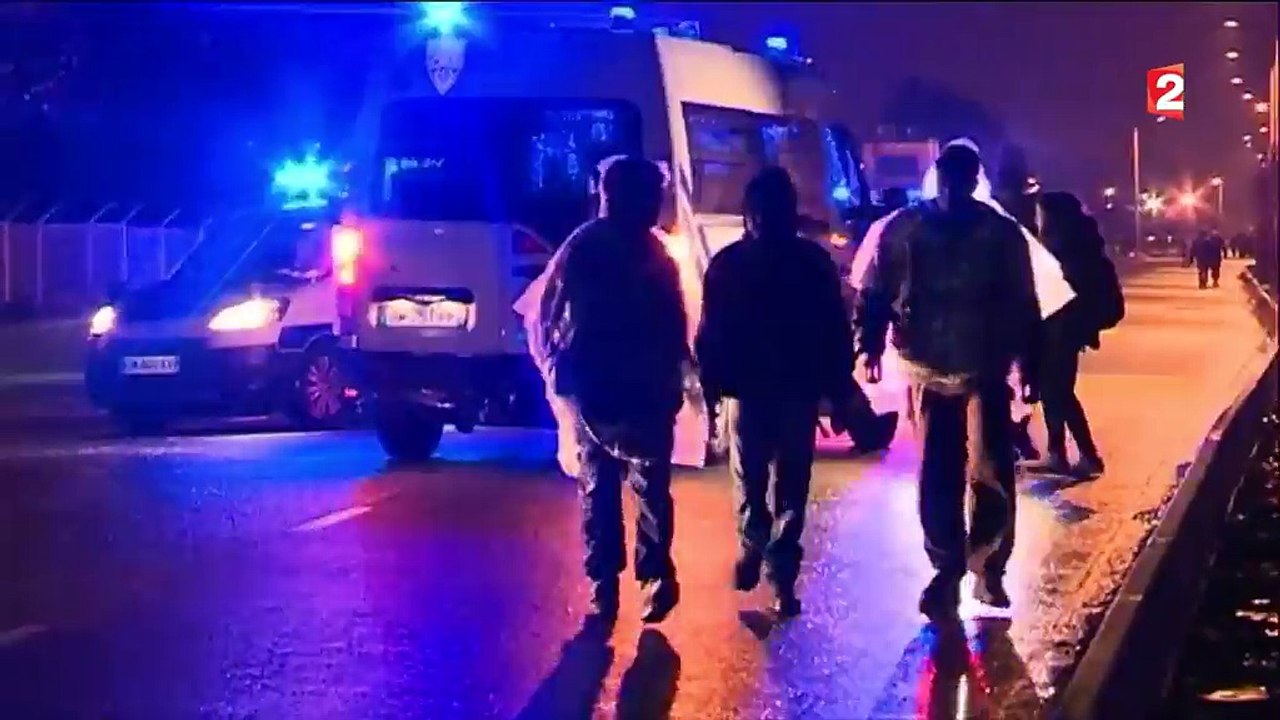 Calais : plus d'un millier de migrants tentent de passer en Angleterre
