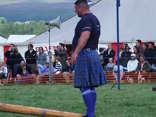 Sebastian Wenta Caber Toss