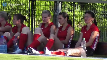 Красотки в хоккее: захватывающие моменты и стиль на льду 🏒