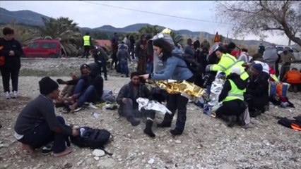 Lumi i njerëzve nuk ndalet - Top Channel Albania - News - Lajme