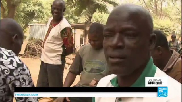 Burkina-Faso : les Burkinabè réagissent au changement de nationalité de Compaoré - ce n'est pas digne