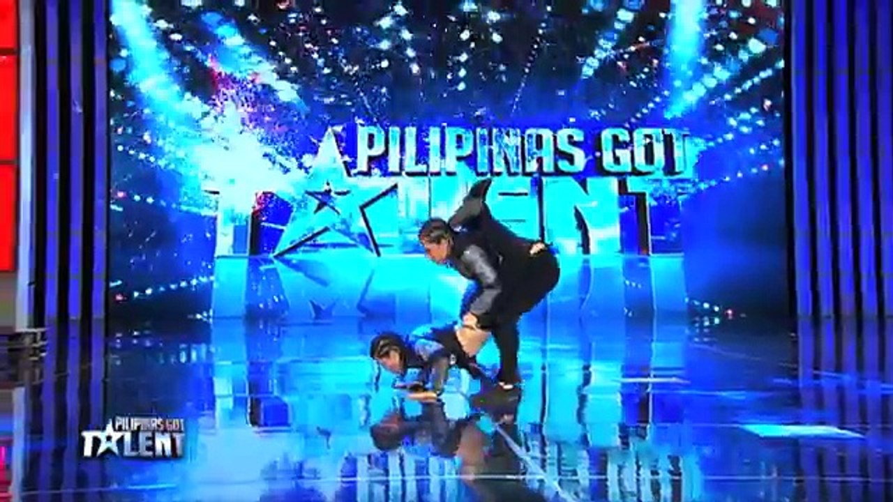 Pilipinas Got Talent Season 5 Auditions- D' Gemini - Female Hip-hop Dance Duo