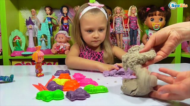 ✔ФИКСИКИ. Ярослава с Симкой и Ноликом открывают новый набор Магический Песок. Видео для детей ✔