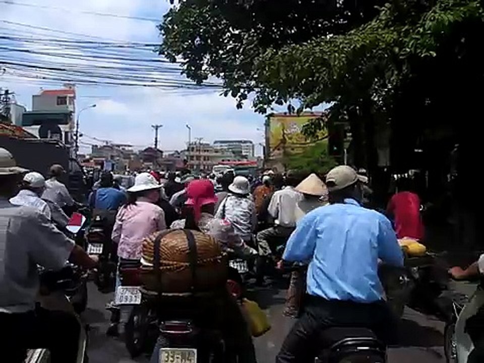 Vietnam by Pirlouiiiit 07
