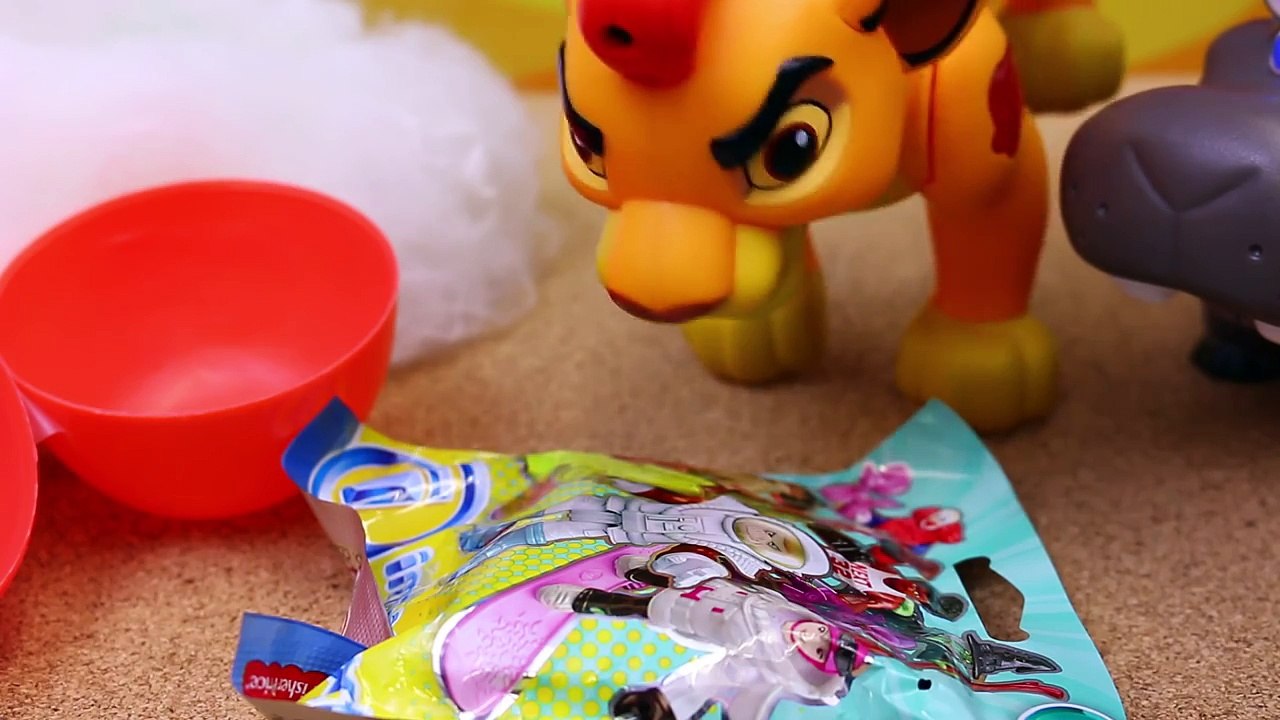 Lion Guard NEW Disney Junior Lion King Cartoon Show Toys Kion Finds Surprise Eggs & Toys