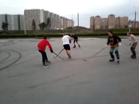 Хоккей с мячом, на роликах. Питер 08.06.2014г