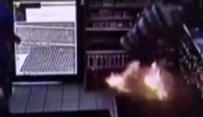 Sigara cebinde patladı