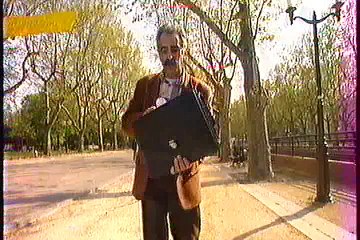 DEJECTIONS CANINES : LE CACHE CROTTE ET SA BALISE