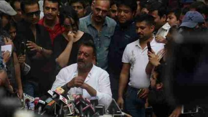 Sale de prisión el controvertido actor indio Sanjay Dutt