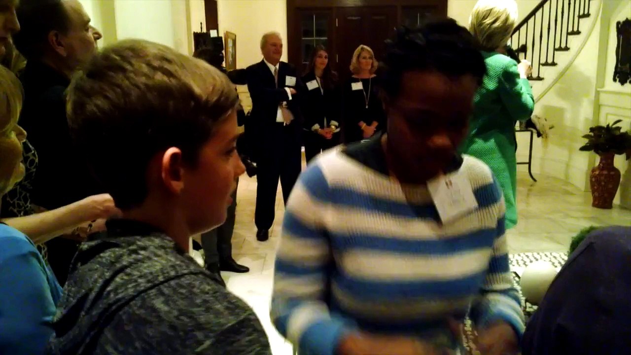 Black Lives Matter Activist Interrupts Hillary Clinton [2-24-16] 'I am NOT a Superpredator.'