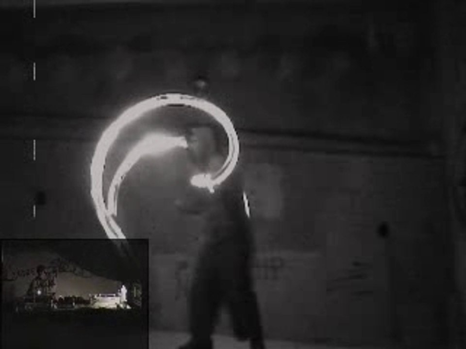 Fire poï, bolas enflamée et craché de feu