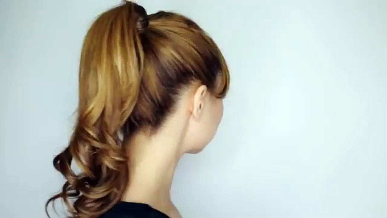 Perfect barbie ponytail hair updo : no bobby pins