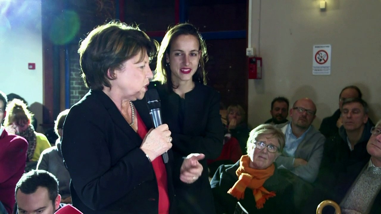 Aubry s'exprime devant le collectif Notre Primaire à Lille