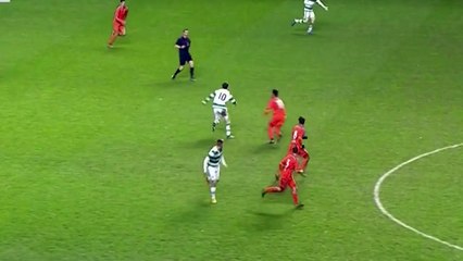 Une simulation vraiment ridicule ! (en fait il s'est fait les croisés) - Football.co