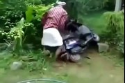 KERALA FUNNY ACCIDENTS VIDEOS INDIA INDIAN FUNNIEST ACCIDENT CRASHES COMPILATION