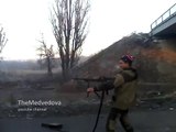 Ополченцы стреляют по позициям ВСУ в Авдеевке / Militias shooting at the Ukrainian army in Avdeyevk