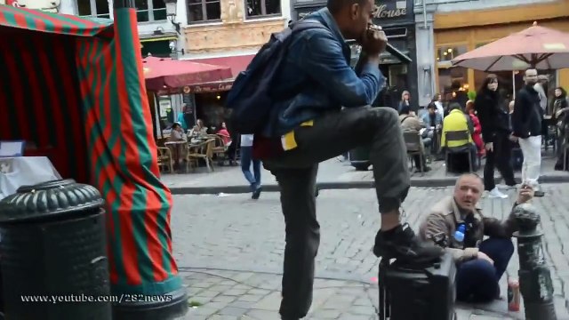 прикол Удивительный Битбокс Исполнитель Beatbox Bruxelles юмор и развлечения
