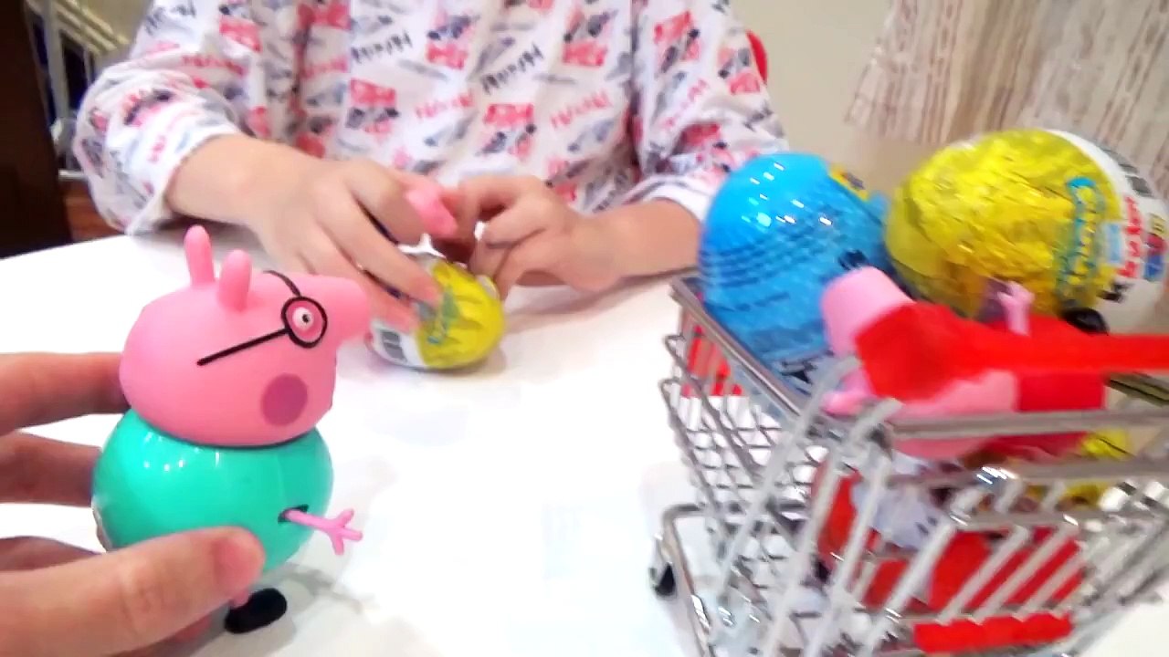 Peppa Pig George e Papai Pig Abrindo Kinder Ovos Surpresas Galinha Pintadinha Minions Surp