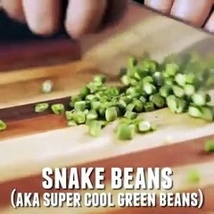 How To Make Thai Fish cakes (FULL HD)