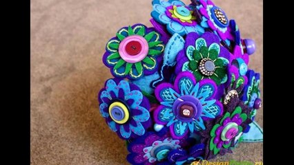 Цветы из пуговиц