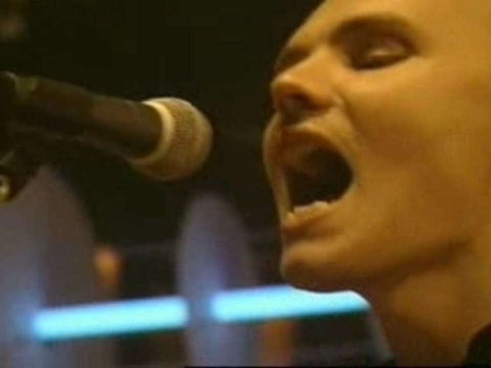 Smashing Pumpkins - Cherub Rock Live