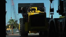 Biggest wheel loader in the world 70 yard super high lift LeTourneau L2350