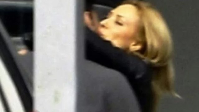 Salman Khan Caught KISSING Iulia Vantur In Dubai - LEAKED