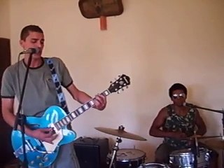 Índigos - I Wanna be Sedated (Ramones Cover)