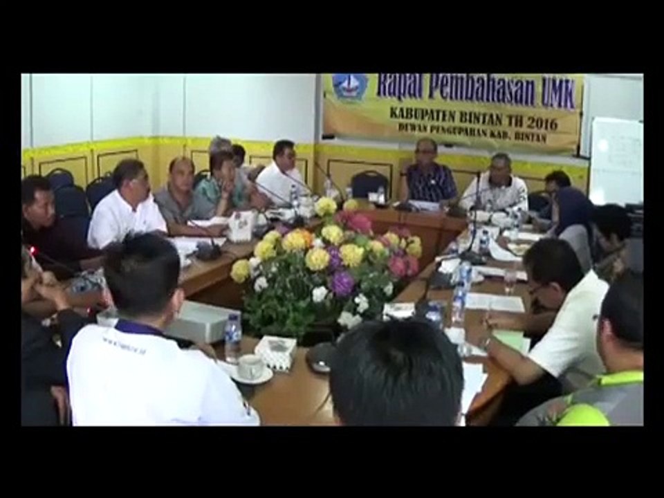 Puluhan Karyawan Mengadu ke Disnaker, Gaji Terlambat Dibayarkan