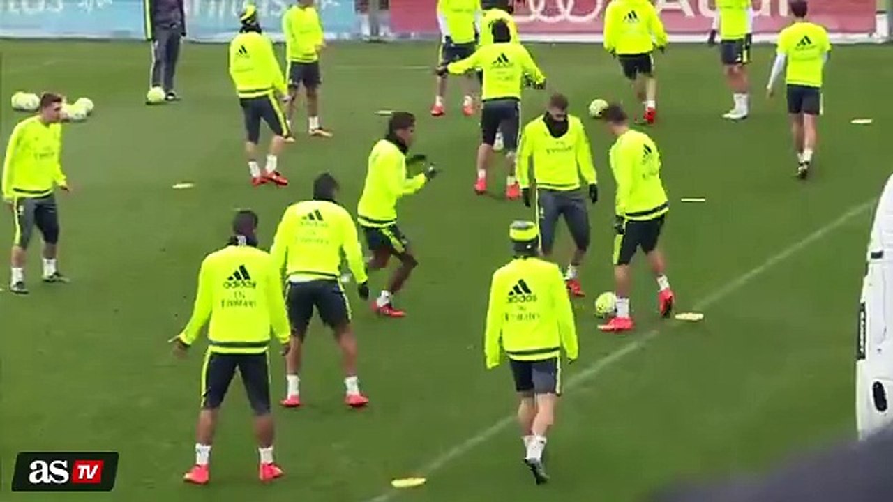 Cristiano Ronaldo nutmegs Raphaël Varane at Real Madrid C.F training