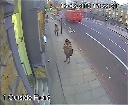 Des voleurs à scooter volent deux portables en 5 secondes