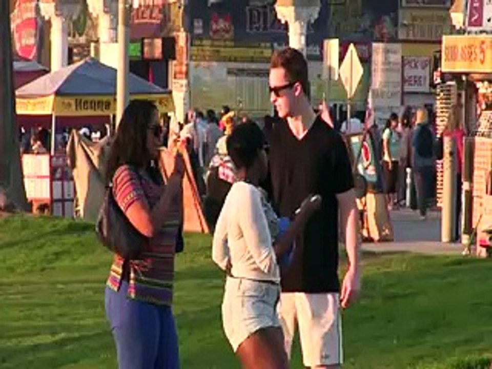 Popping_A_Boner_In_Public_Prank
