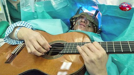 In A First, Patient Wears 3-D Glasses During Brain Surgery