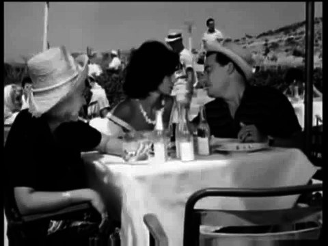 ΕΓΩ ΤΟΝ ΚΟΣΜΟ ΤΟΝ ΕΧΩ ΓΡΑΜΜΕΝΟ ΣΤΑ ΠΑΛΙΑ ΜΟΥ ΤΑ ΠΑΠΟΥΤΣΙΑ ΑΤΑΚΕΣ