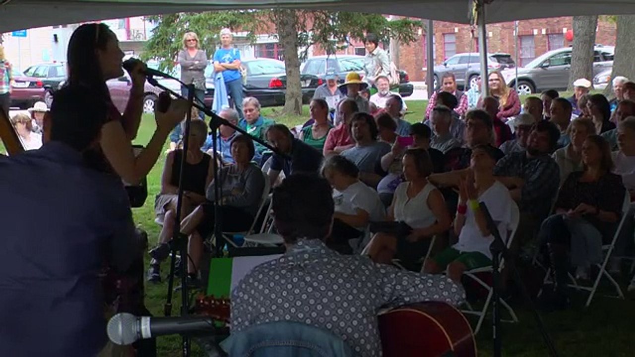 Jennifer Fichot @ 2015 Lotus World Music & Arts Festival (World Music 720p)