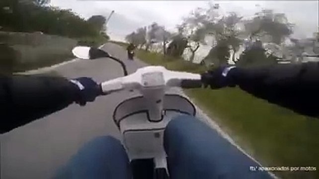 Scooter vs Yamaha XJ6