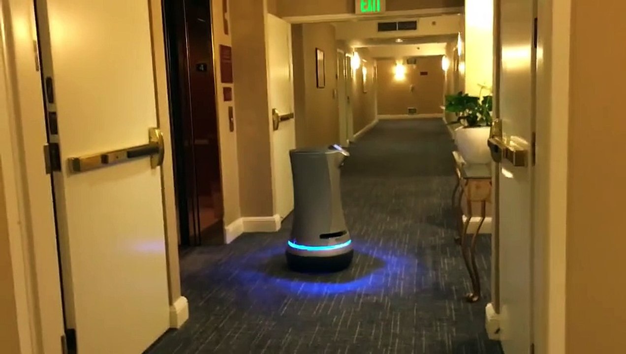 Un robot assure le room service dans cet hotel et vous livre-1