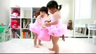 Twin Babies Talking To Each Other and Cleaning Up - Funny Video