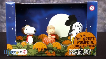 Peanuts Its The Great Pumpkin, Charlie Brown Figure Set from Schleich