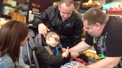 Nez rouges, un gâteau pour un enfant malade