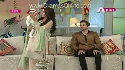 Ayeza and Danish Taimoor Daughter first time on media