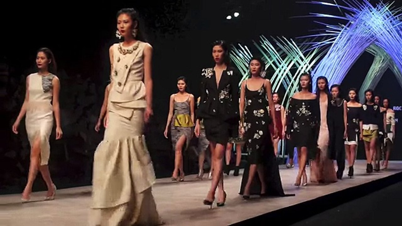 Vietnam International Fashion Week 2016 - WWW.SONIAERYKA.COM