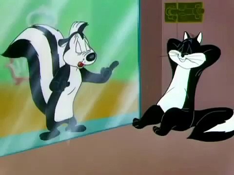 Pepe Le Pew and Ninotchka? Wait.. What? LOONEY TUNES CARTOON EDIT