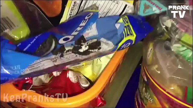 Girlfriend VS Boyfriend Revenge Pranks Compilation - GF VS BF Pranks